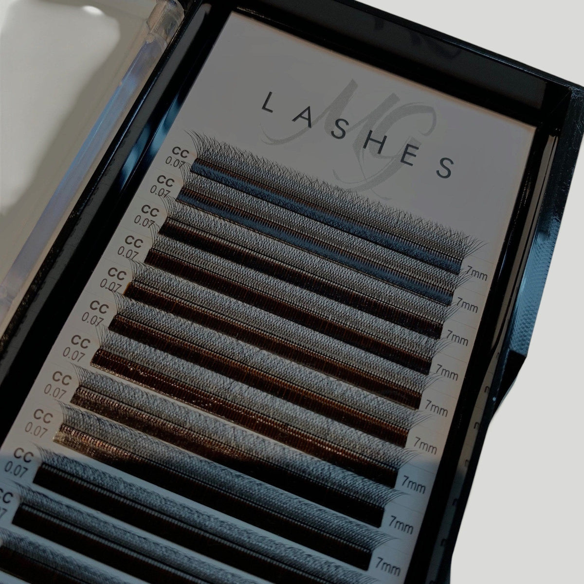 Boitiers YY – MG Lashes