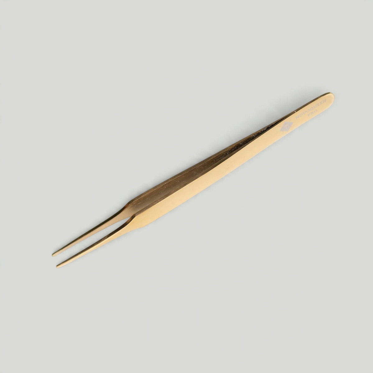 Brushing Tweezer – NovoQueen Pro