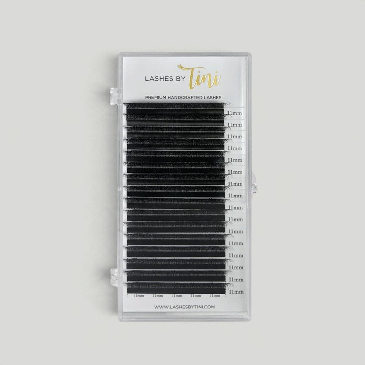 Collection 4YY – Lashes by Tini